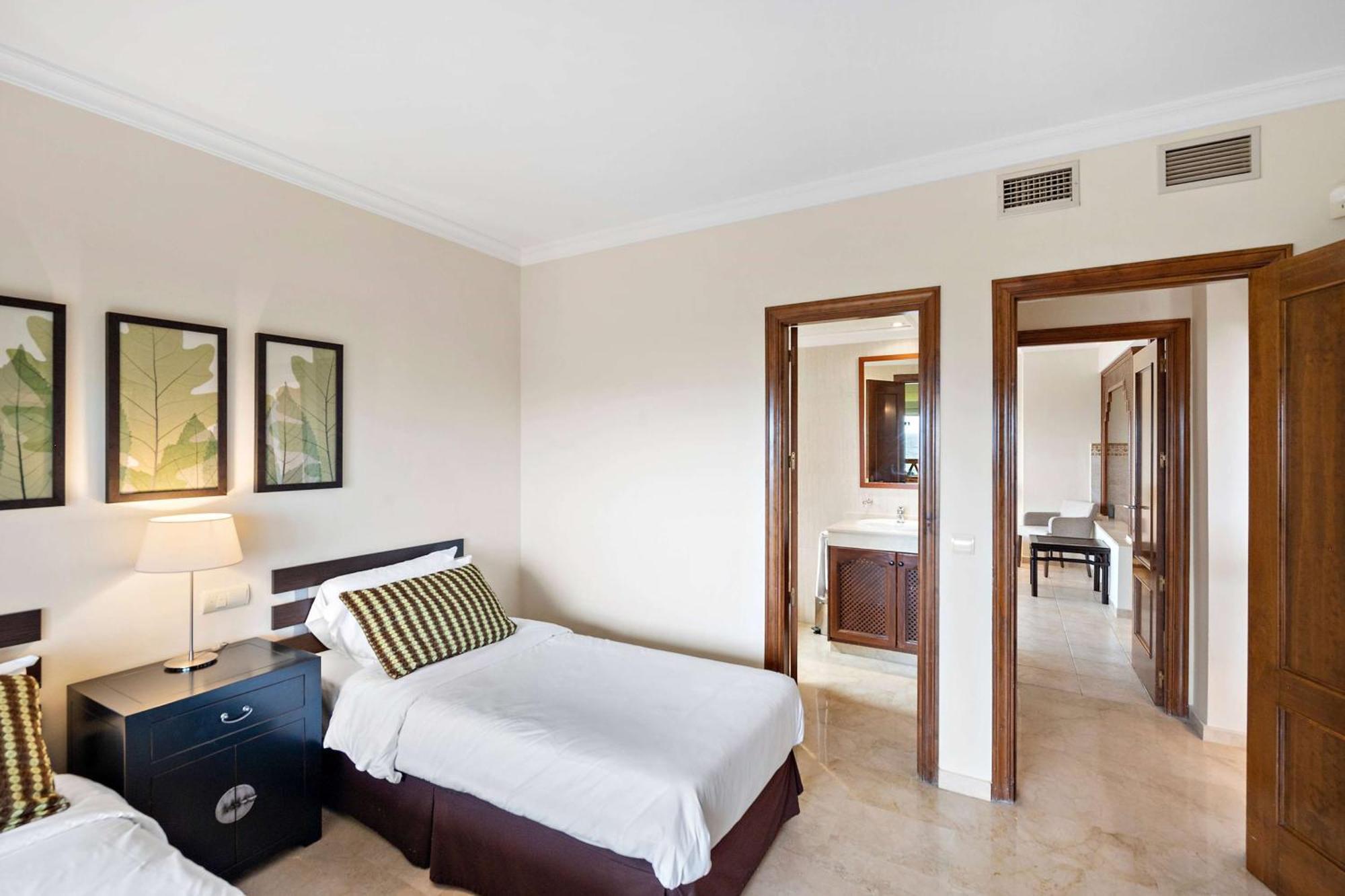 Апарт отель Wyndham Grand Costa Del Sol El Faro Экстерьер фото