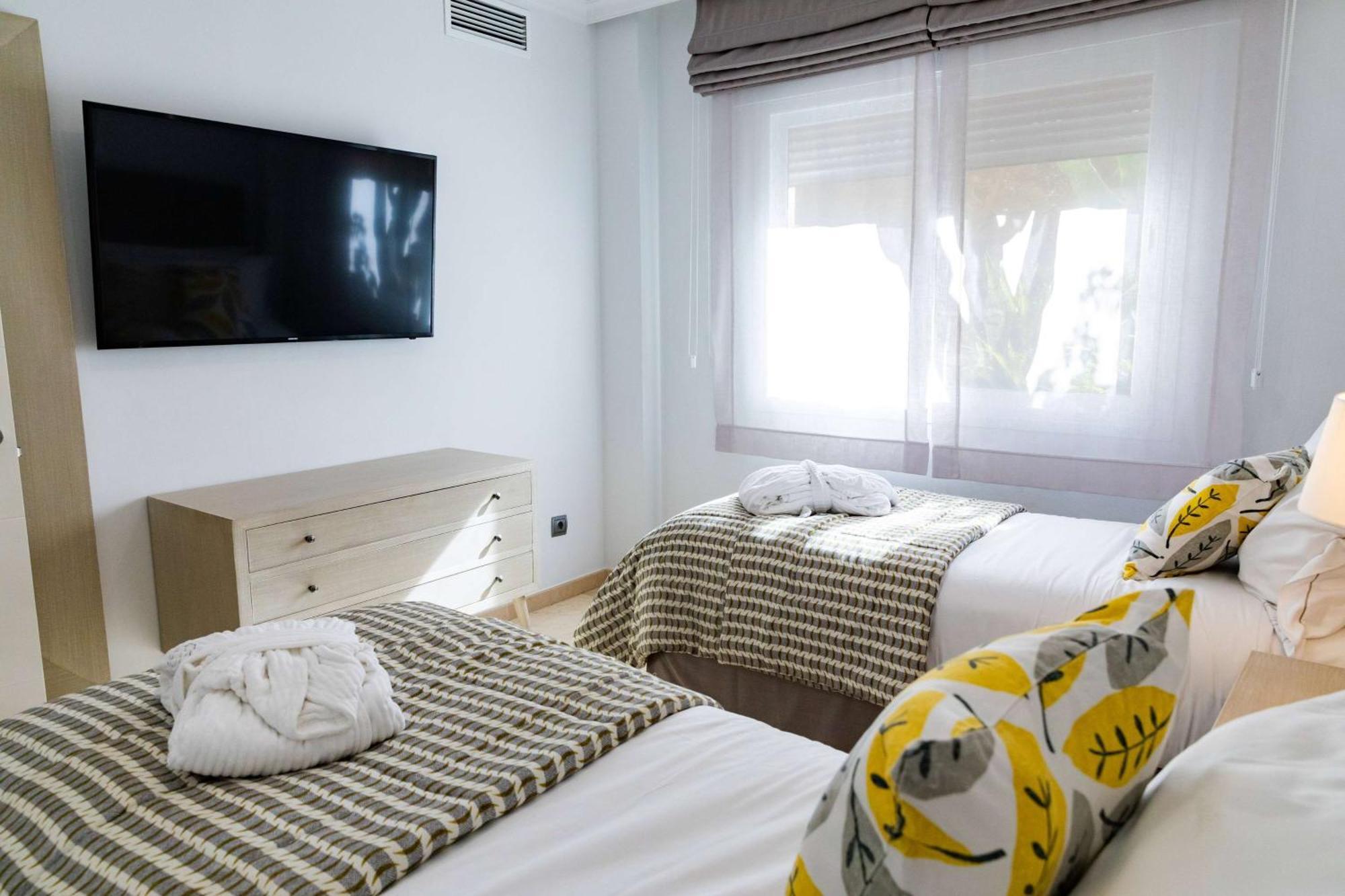 Апарт отель Wyndham Grand Costa Del Sol El Faro Экстерьер фото