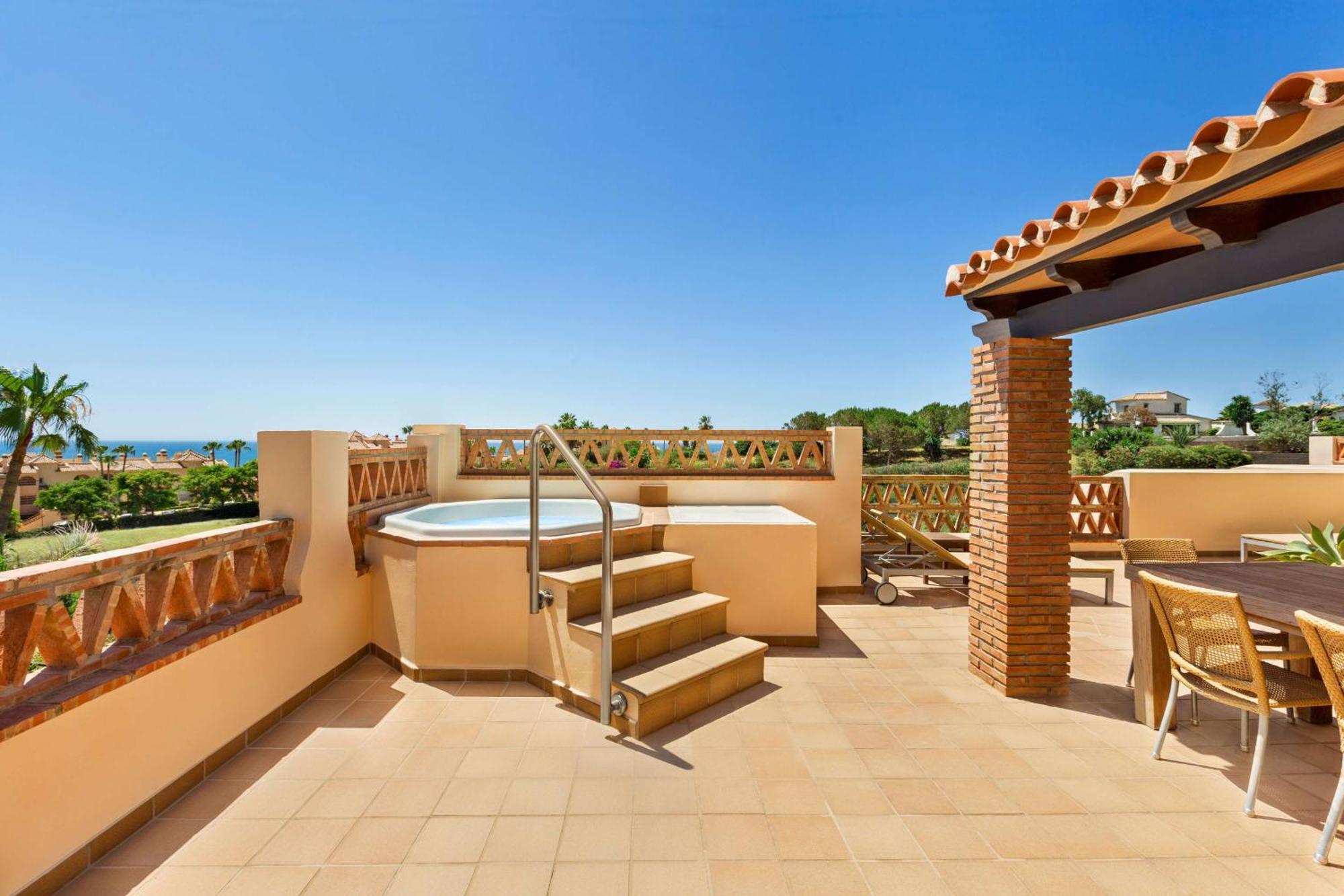 Апарт отель Wyndham Grand Costa Del Sol El Faro Экстерьер фото
